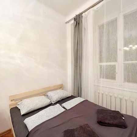 Cozy Studio In Cracow Krakow Bagian luar foto